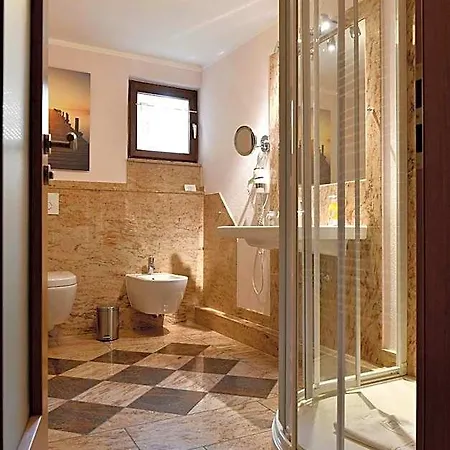 Hotel Schwarzes Ross Steinsfeld