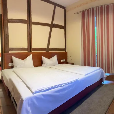 Hotel Schwarzes Ross Steinsfeld